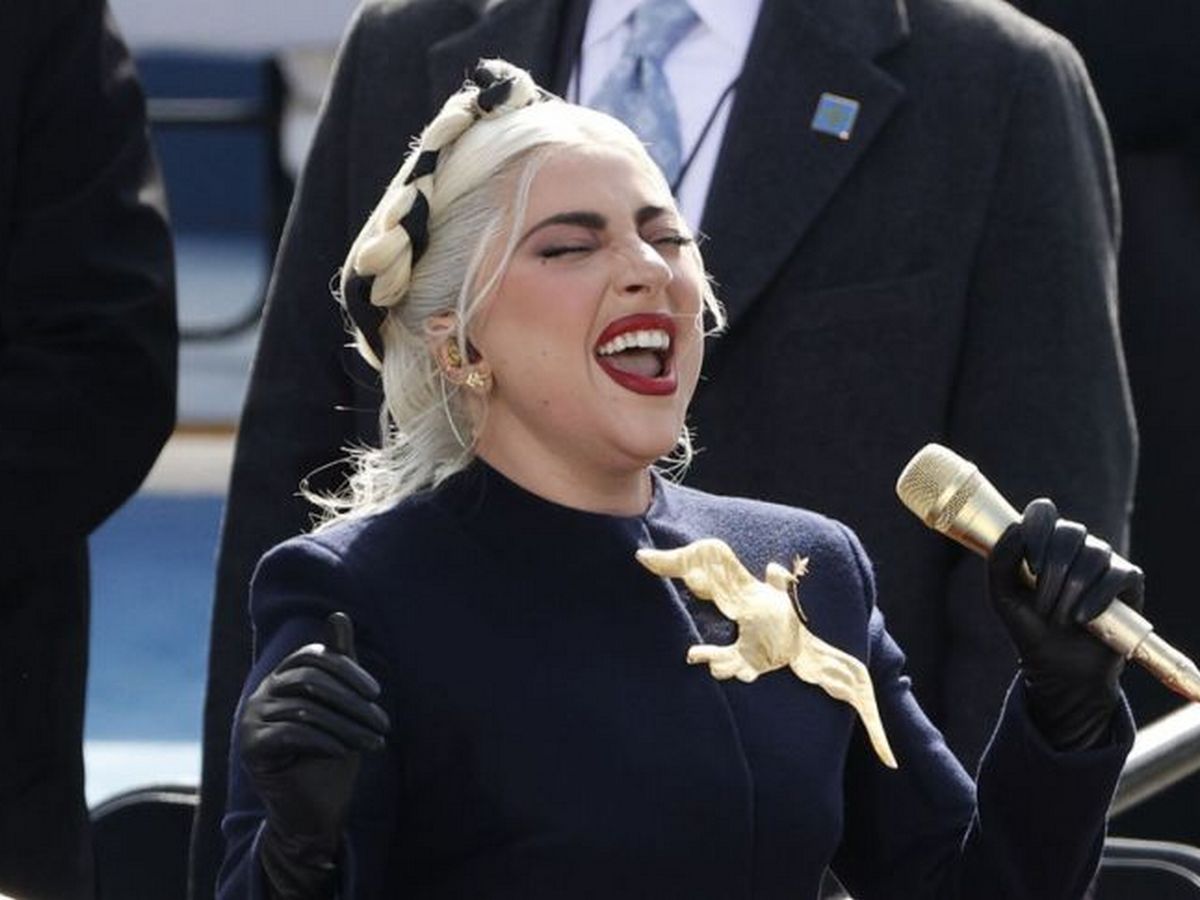Исполнение гимна США в исполнении Леди Гага собрало более 550 тыс. просмотров