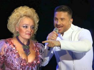 Сергей Лазарев подшутил над Надеждой Кадышевой, 