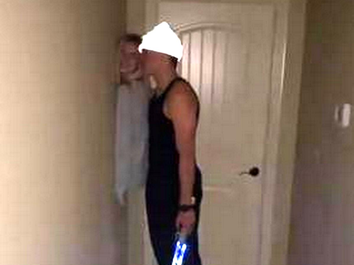 В Сети обсуждают оптическую иллюзию с девушкой 