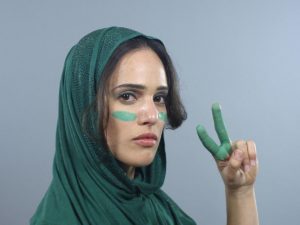 Интернет-пользователи раскритиковали видео, посвященное эволюции хиджаба