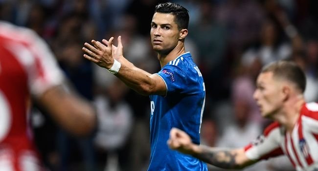 Около футбола: истории и тайны Криштиану Роналду