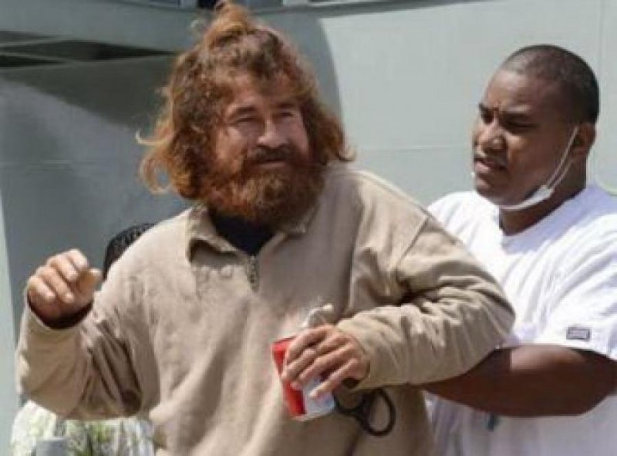 Выжившие: невероятные истории современных Робинзонов