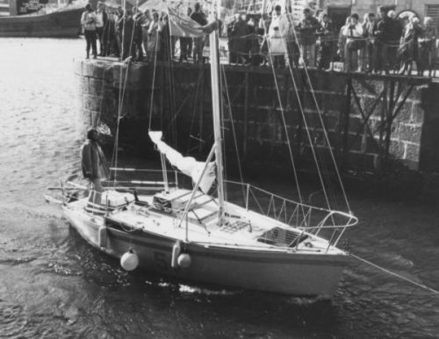 Выжившие: невероятные истории современных Робинзонов