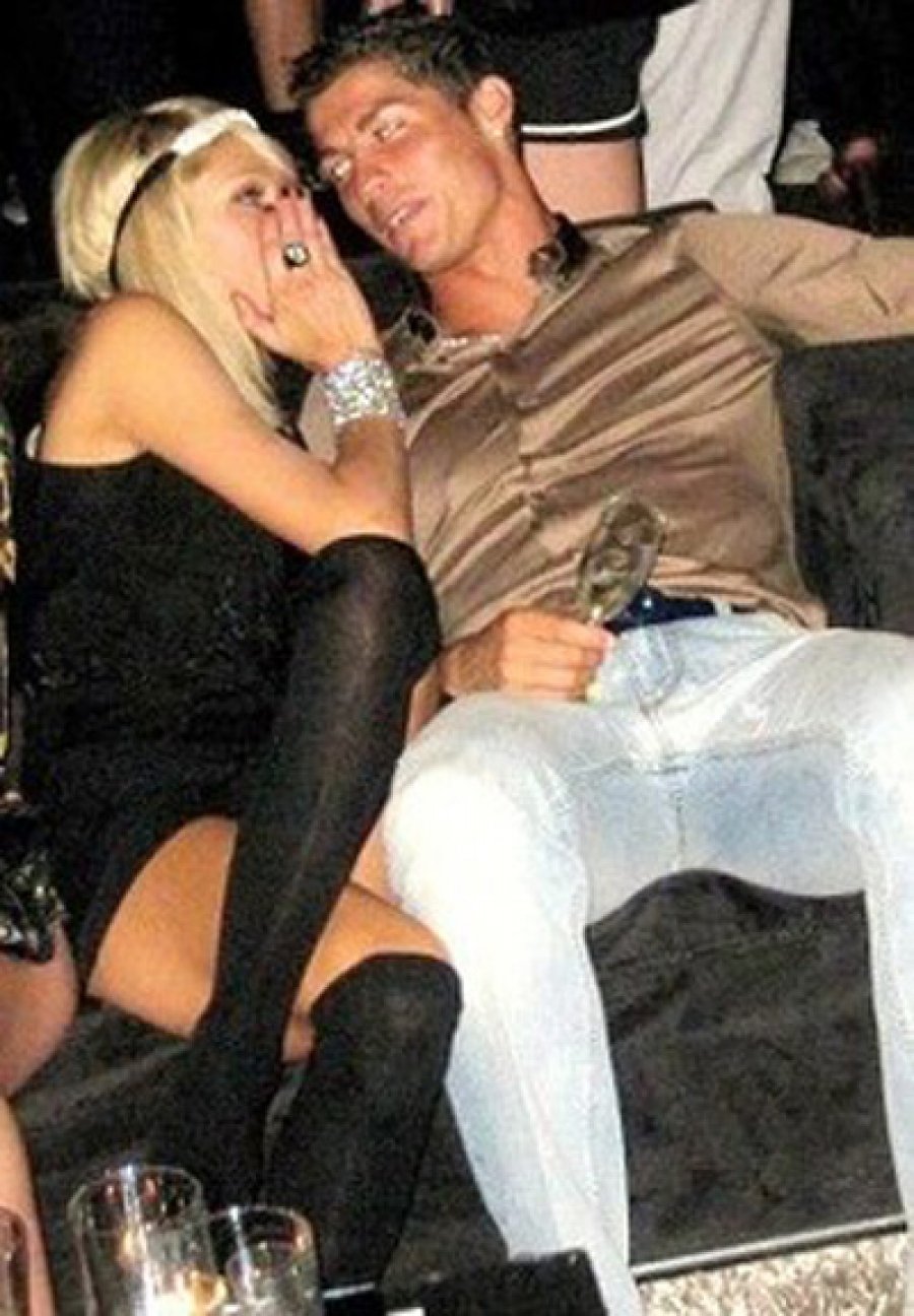 Около футбола: истории и тайны Криштиану Роналду