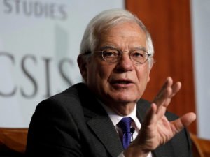 «Размазал словно школьника»: в Европарламенте требуют отставки Борреля после «дружелюбного» визита в Москву