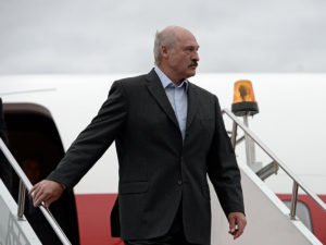 Лукашенко готовится к побегу из Белоруссии