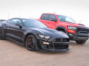 Пикап Ram победил Mustang в дрэге и собрал более 200 тыс. просмотров