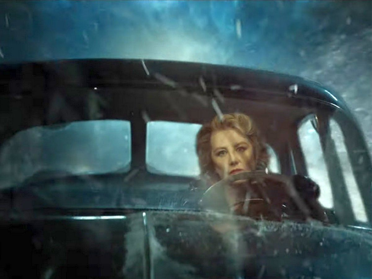 Новый клип Земфиры собрал более 117 тыс. просмотров за несколько часов