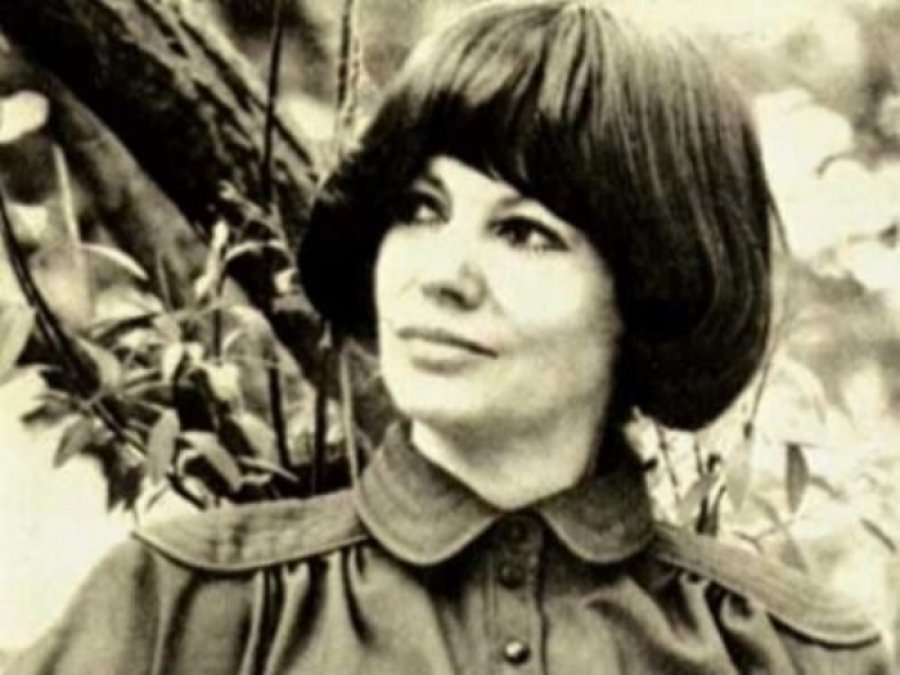 «Самое красивое оружие Кремля»: трагическая судьба первой топ-модели СССР Регины Збарской