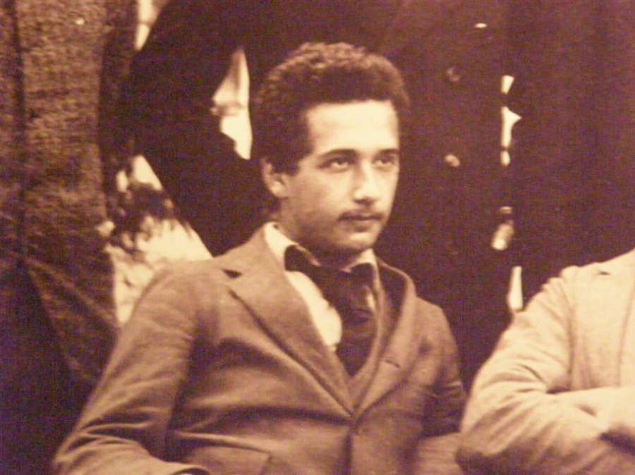 50 фактов из биографии Альберта Эйнштейна, которые вас удивят