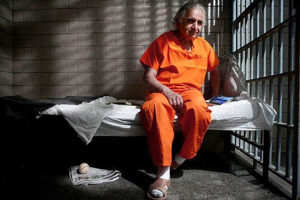 Миллионеры и миллиардеры, которые сидели в тюрьме