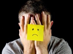 Названы продукты, вызывающие депрессию и плохое настроение