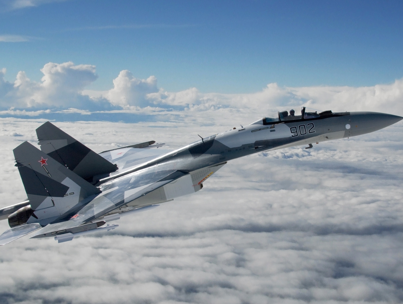 Российский истребитель Су-35 назвали одним из самых красивых в мире
