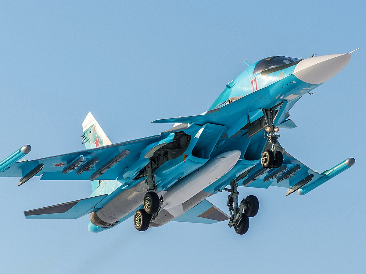«Кофеварка и писсуар»: Flug Revue поразились комфортабельностью российских Су-34