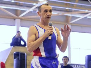 Россиянин подтянулся 4098 раз за 6 часов