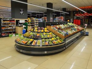 Названы шесть продуктов, которые не стоит покупать в супермаркете