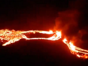 Репортаж об извержении вулкана Фаградальсфьядль собрал более 50 тыс. просмотров