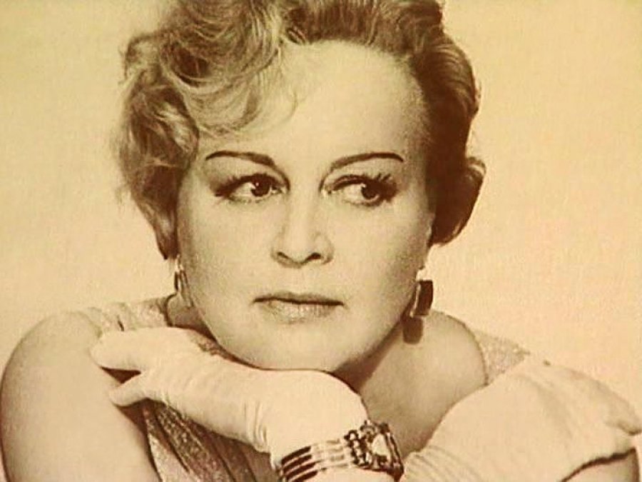 Жены и любовницы Берии: мифы и факты о личной жизни зловещего маршала