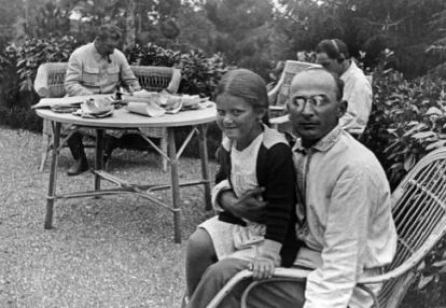 Жены и любовницы Берии: мифы и факты о личной жизни зловещего маршала