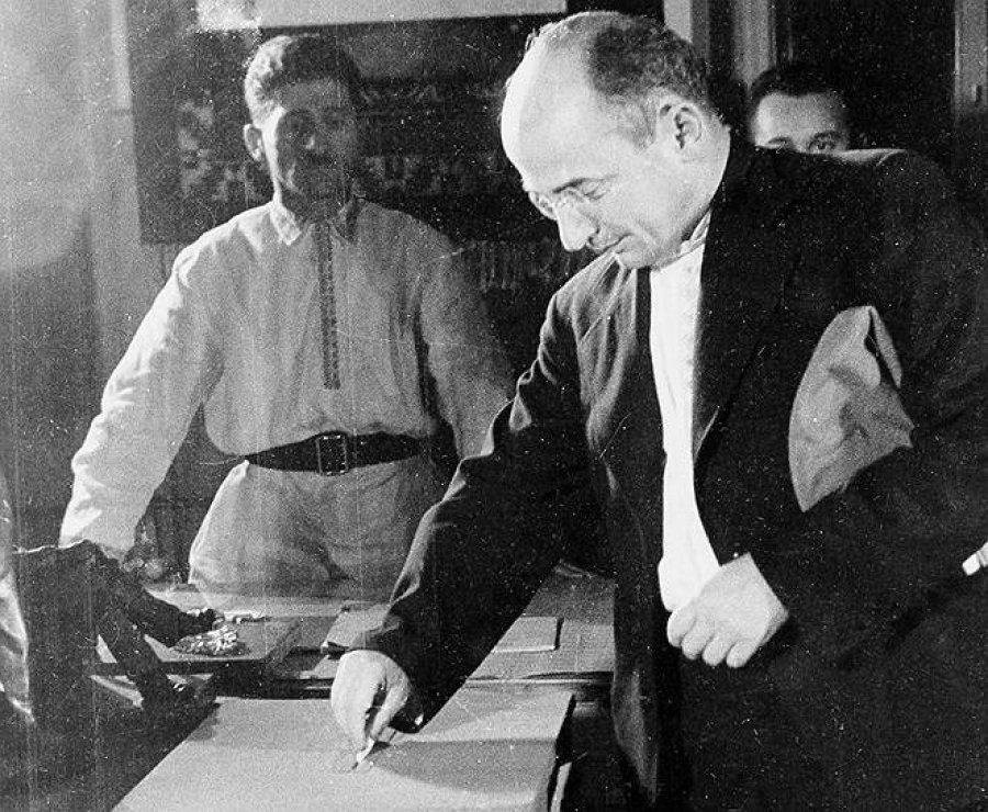 Жены и любовницы Берии: мифы и факты о личной жизни зловещего маршала