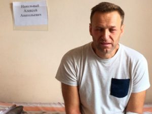 «По 1 кг в сутки»: адвокат рассказал о голодовке и тяжелом диагнозе Навального