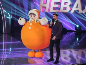 Неваляшка шоу Маска