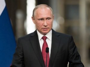 Политолог раскрыл причину задержки Путина с посланием