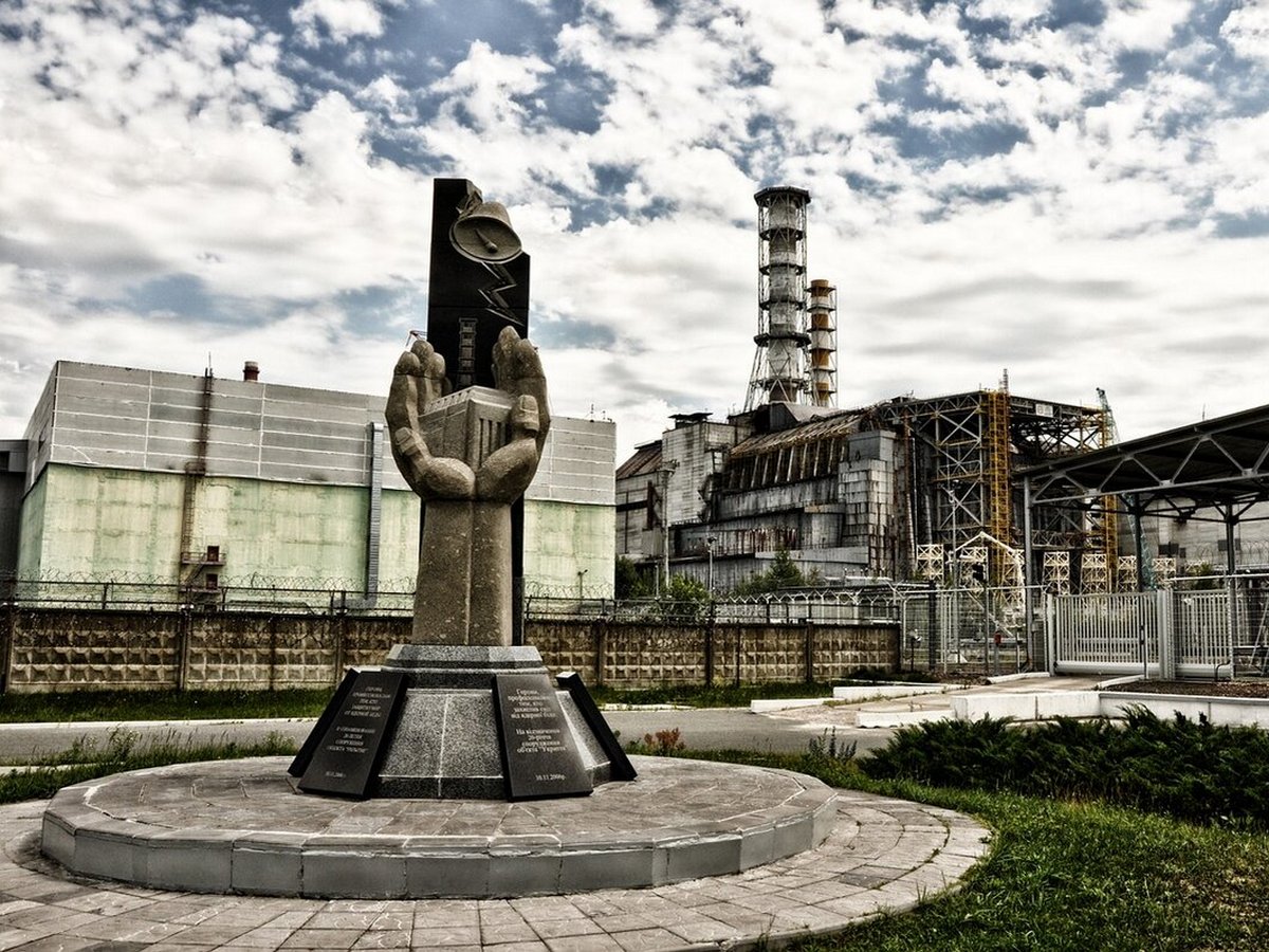 Исполнители из Украины посвятили песню годовщине катастрофы на Чернобыльской АЭС