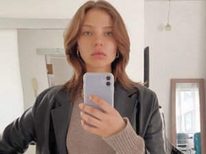 В Сети обсуждают беременность Алеси Кафельниковой