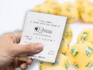 Победитель лотереи едва не лишился денег из-за ошибки в номере телефона