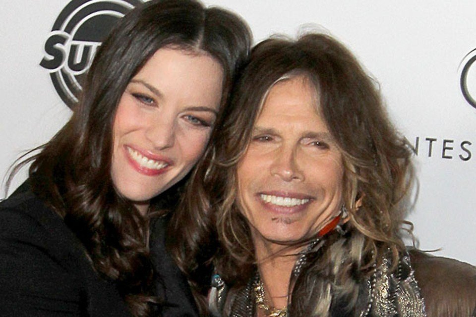 Знаменитости, которые скрывали своих детей