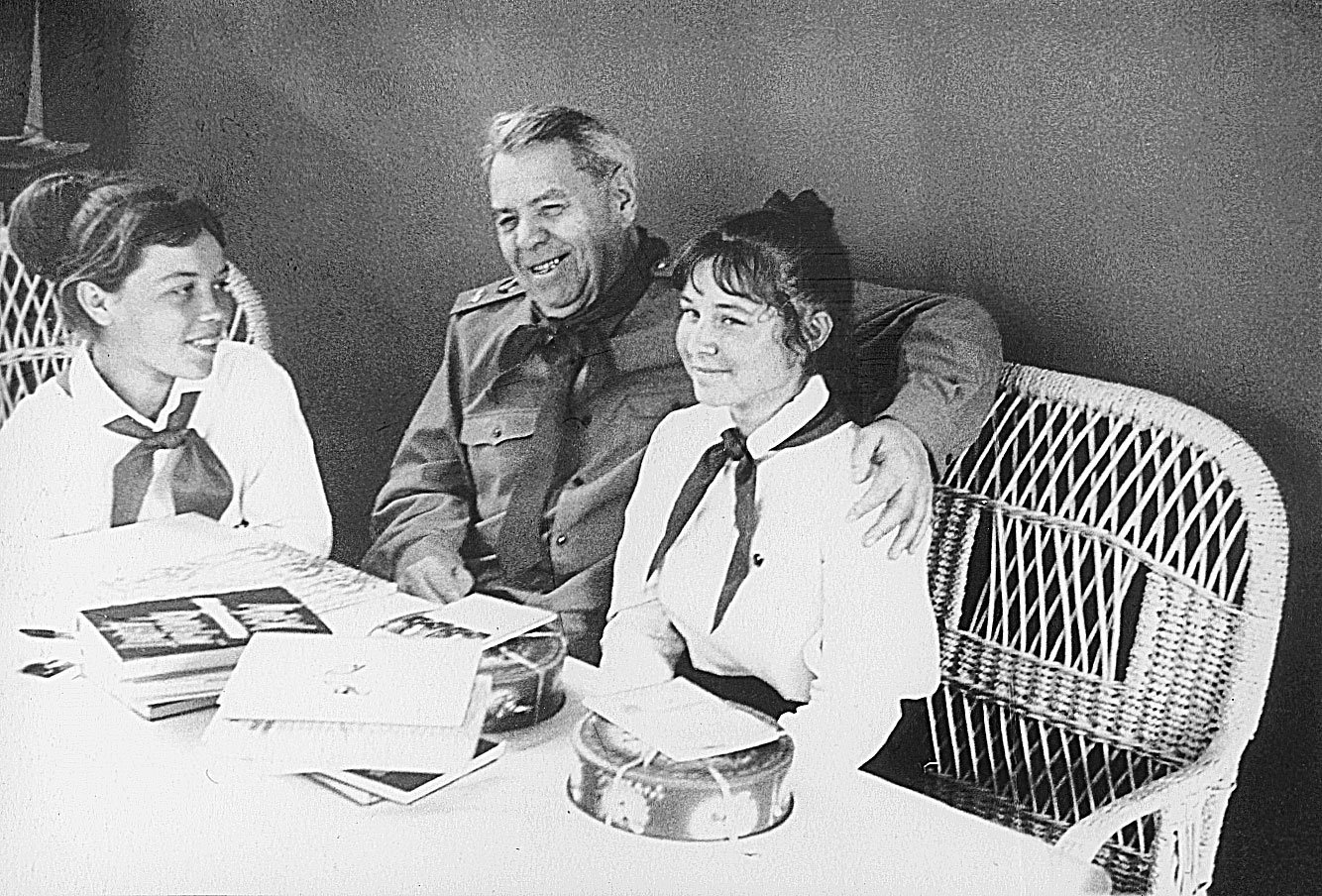 Редкие фото легендарных советских военноначальников на отдыхе