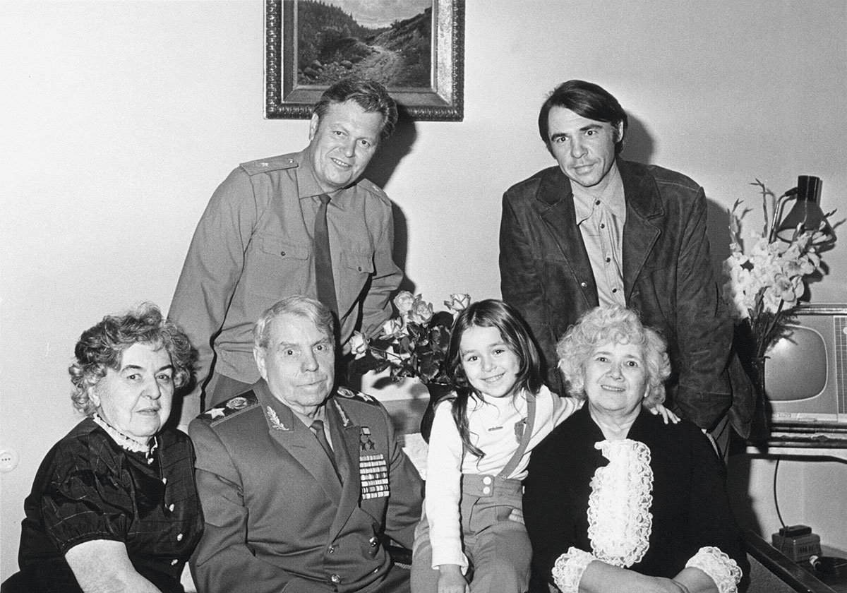 Редкие фото легендарных советских военноначальников на отдыхе