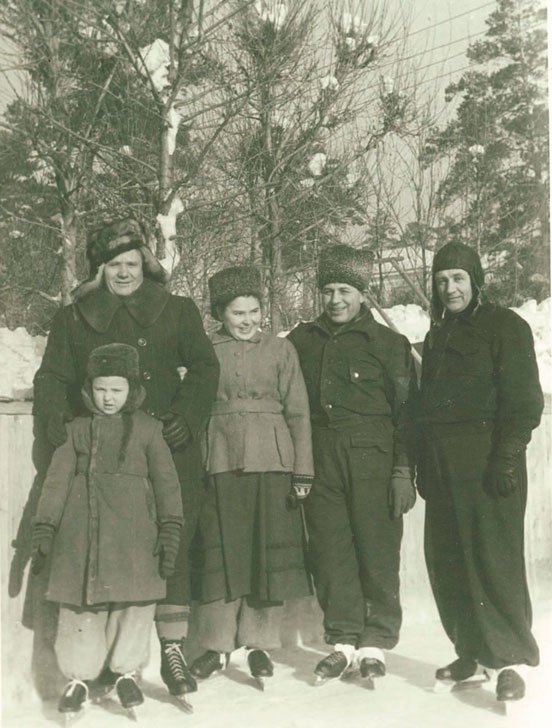 Редкие фото легендарных советских военноначальников на отдыхе