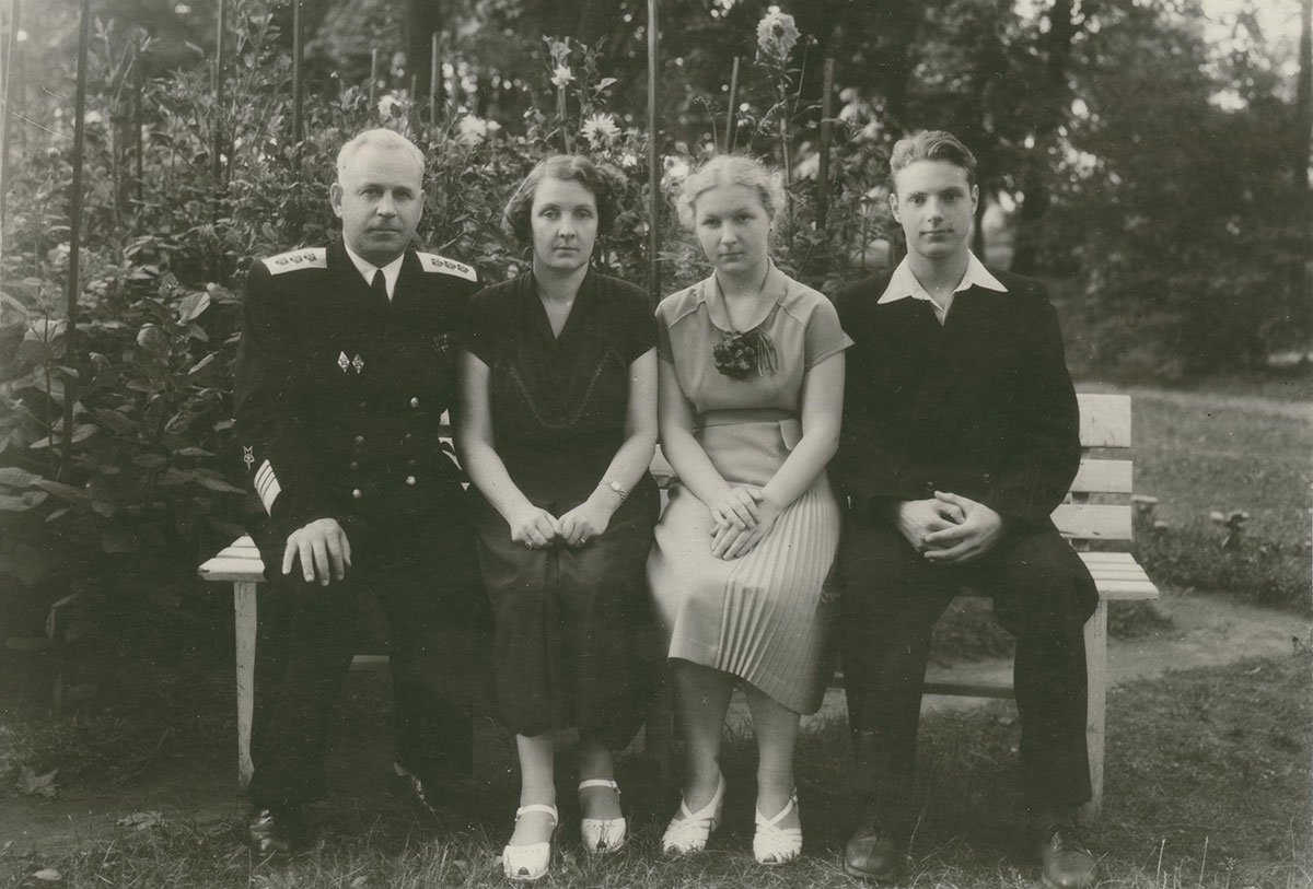 Редкие фото легендарных советских военноначальников на отдыхе