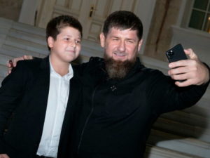Адам и Рамзан Кадыровы
