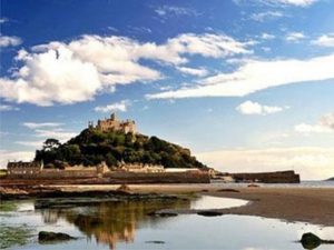 нимание, работа мечты! Смотритель для старинного замка на острове в Англии