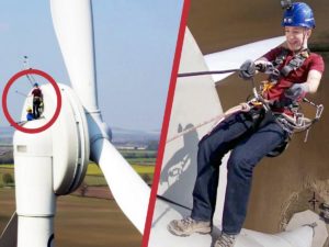 Блогер снял на видео свой спуск с ветрогенератора