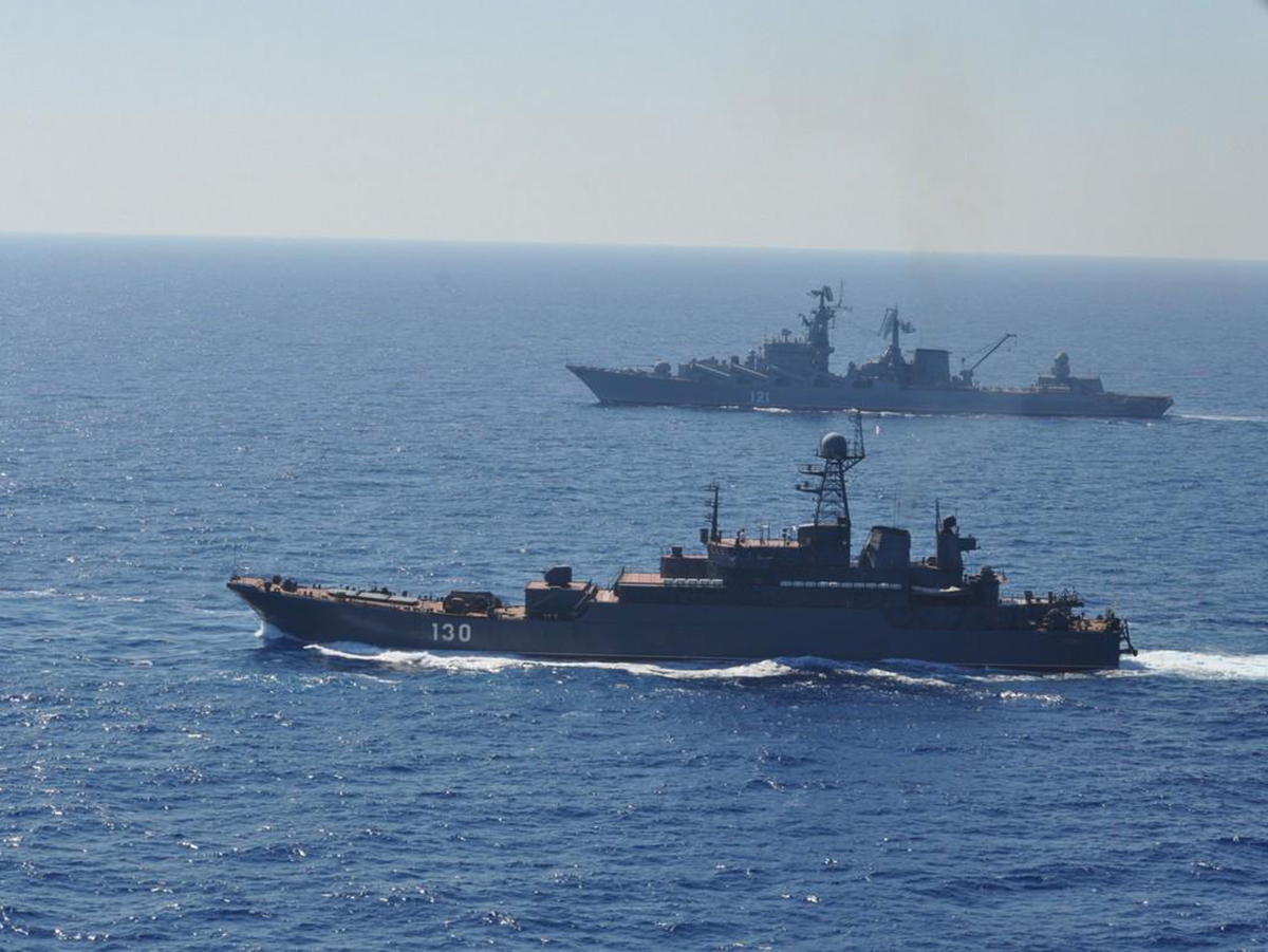 Черноморский флот приступил к слежению за кораблями ВМС Испании и Италии