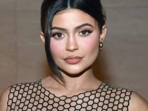 В Сети раскритиковали откровенные фото самой высокооплачиваемой знаменитости