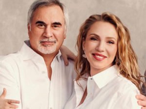 Альбина Джанабаева показала видео с дочерью