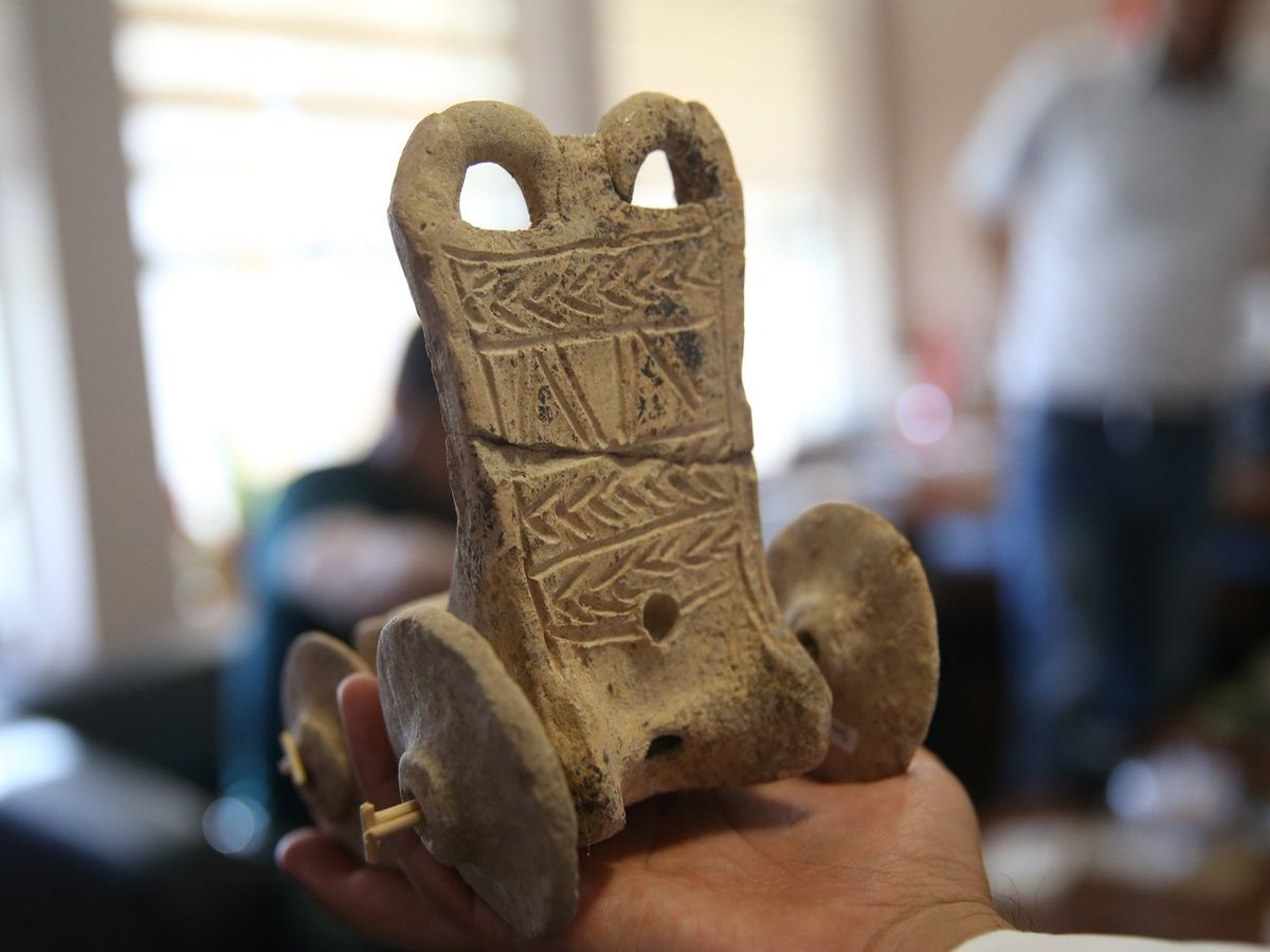 В Турции нашли глиняную машинку возрастом 5 веков