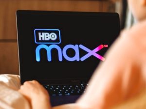 Интернет-пользователи делятся своими провалами, чтобы поддержать проштрафившегося стажера