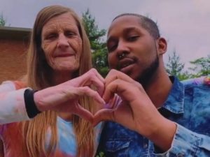 Танцующая пара с 37-летней разницей в возрасте взорвала TikTok