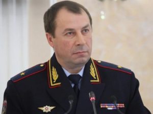 Обвиненного во взятках главу МВД Ставрополья отстранили от должности