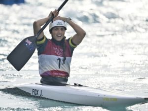 Австралийская призер Олимпиады починила лодку презервативом