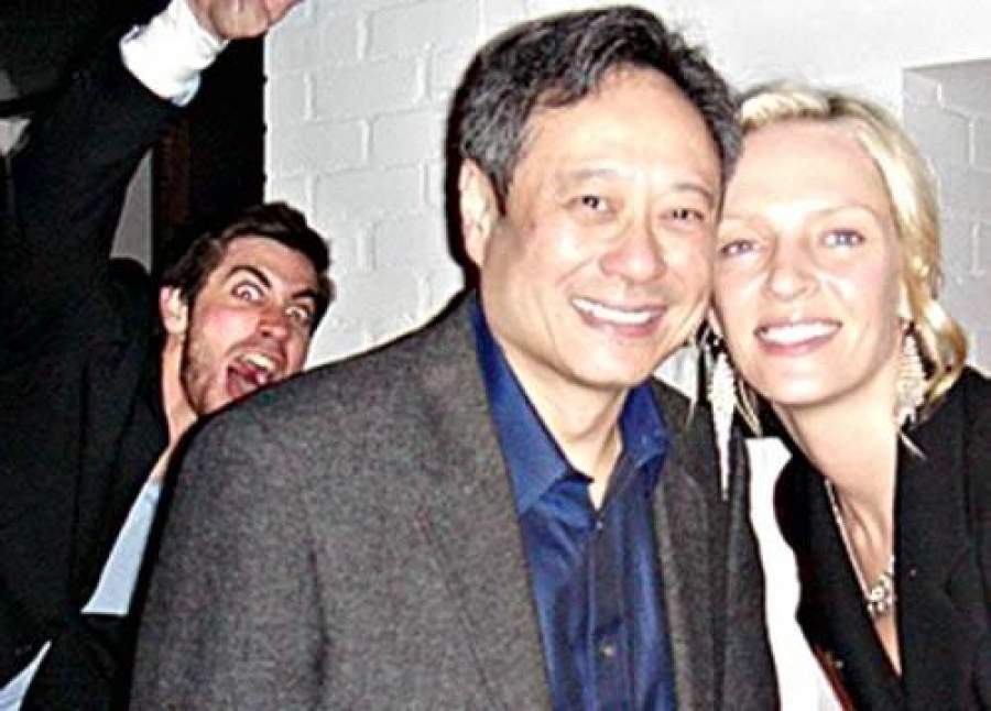 Настоящие фотобомбы с мировыми знаменитостями