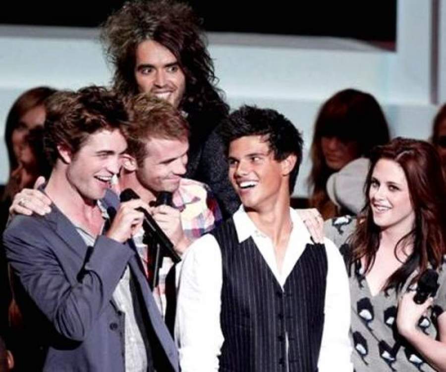 Настоящие фотобомбы с мировыми знаменитостями