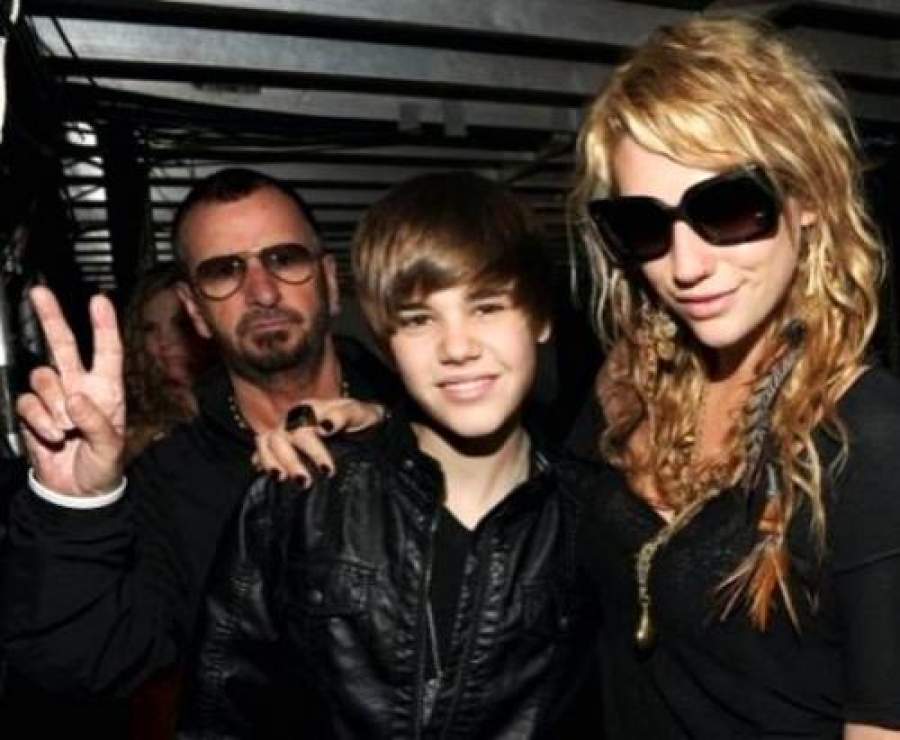 Настоящие фотобомбы с мировыми знаменитостями