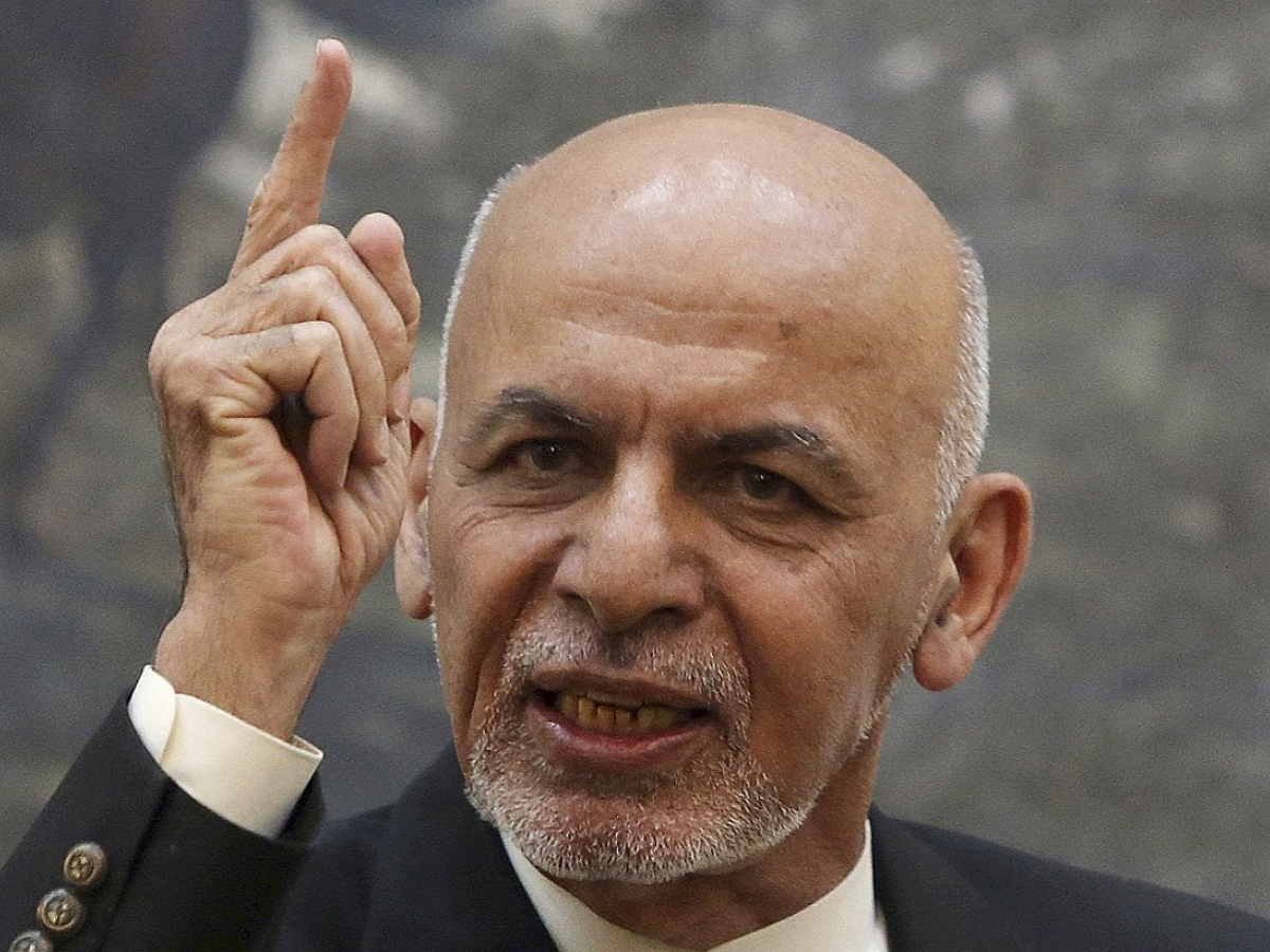 Президент Афганистана сбежал из Кабула с четырьмя машинами денег